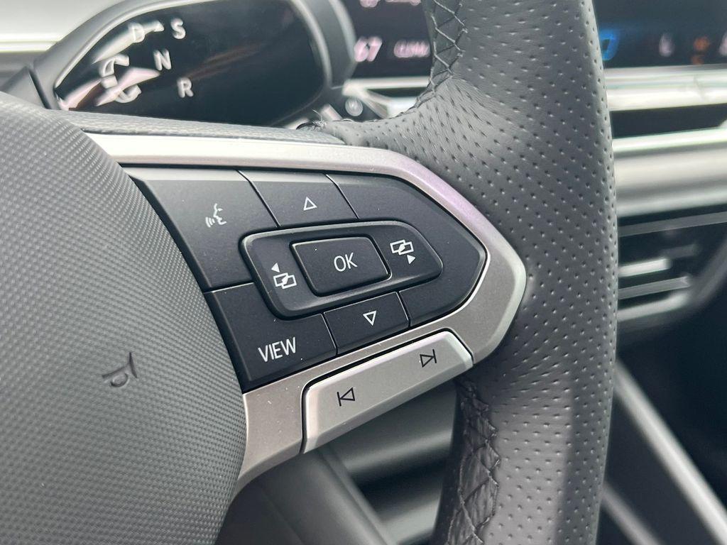 new 2025 Volkswagen Tiguan car, priced at $37,780
