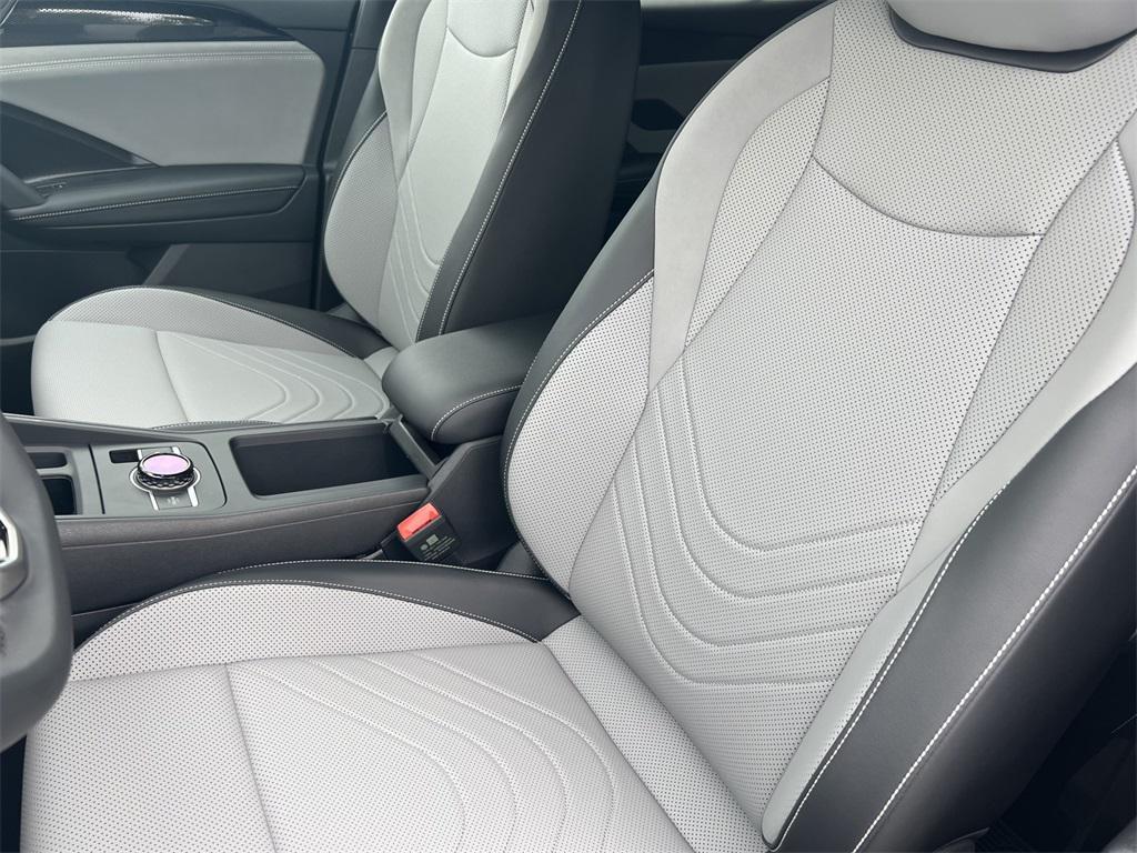 new 2025 Volkswagen Tiguan car, priced at $38,530