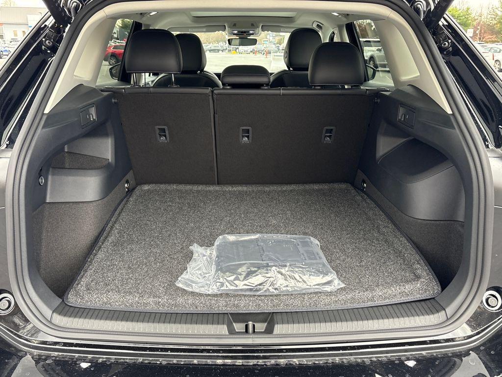 new 2026 Volkswagen Tiguan car, priced at $36,538