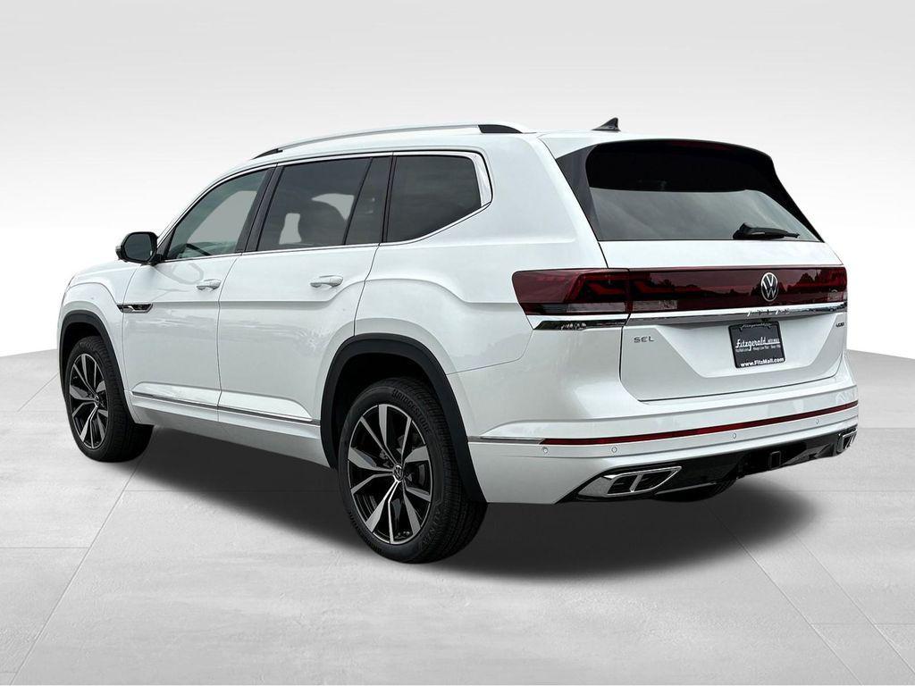 new 2025 Volkswagen Atlas car, priced at $49,948