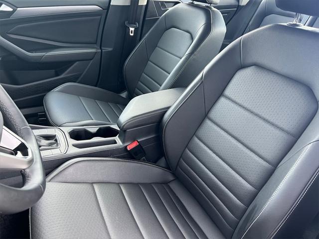 used 2024 Volkswagen Jetta car, priced at $21,995