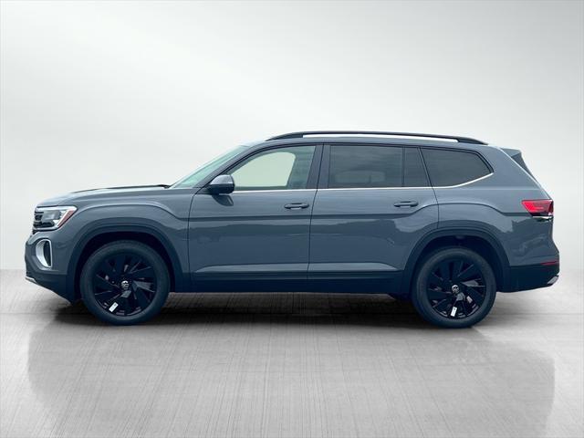 new 2025 Volkswagen Atlas car, priced at $42,618
