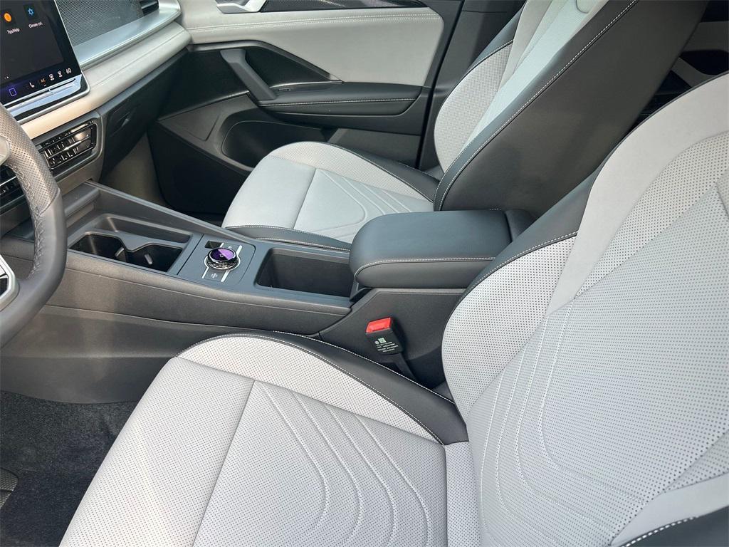 new 2025 Volkswagen Tiguan car, priced at $36,742