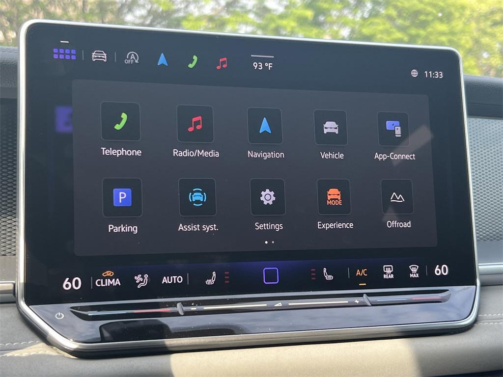 new 2025 Volkswagen Tiguan car, priced at $36,742