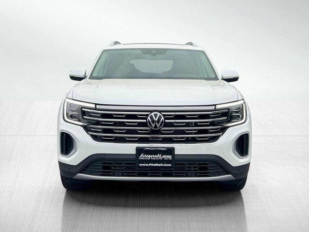 new 2025 Volkswagen Atlas car, priced at $43,109