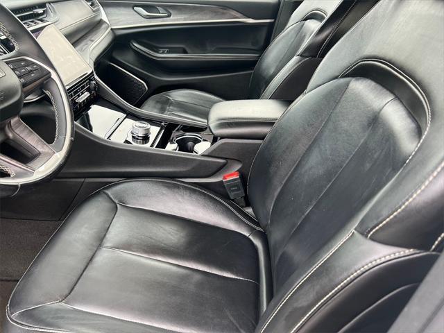used 2021 Jeep Grand Cherokee L car, priced at $27,900