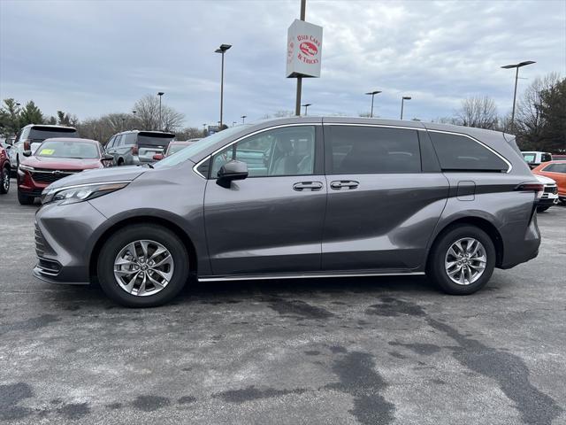 used 2024 Toyota Sienna car, priced at $40,995