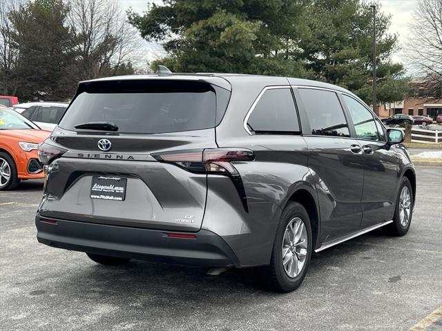 used 2024 Toyota Sienna car, priced at $40,995