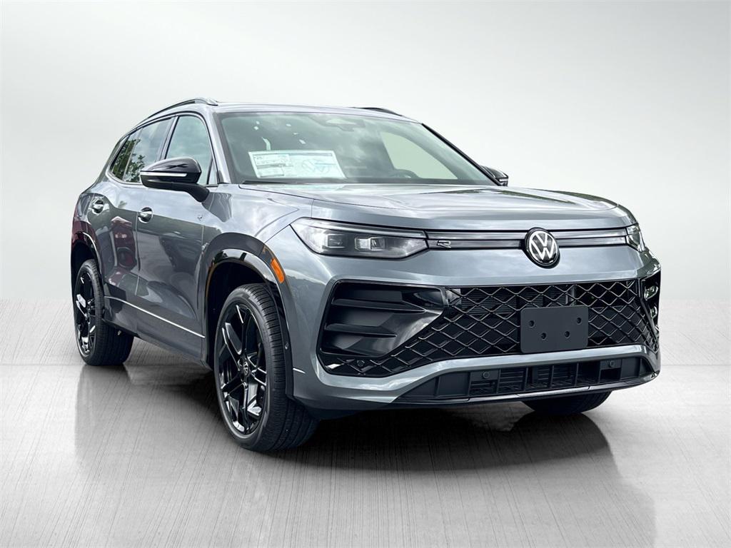 new 2025 Volkswagen Tiguan car, priced at $36,742