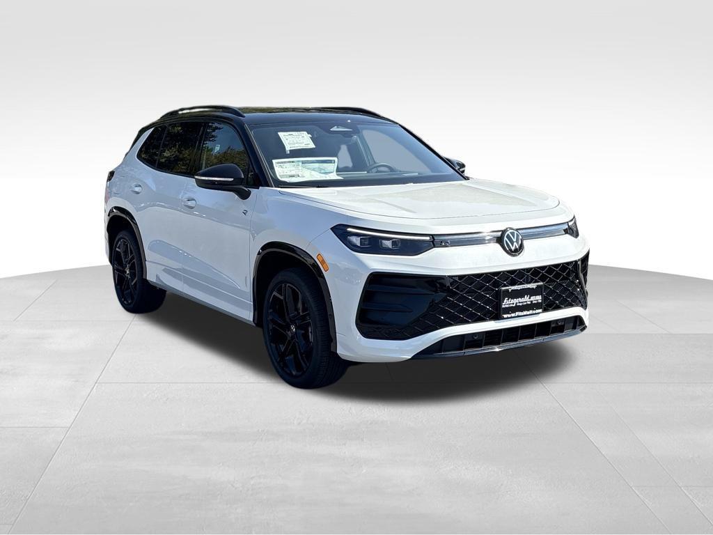 new 2025 Volkswagen Tiguan car, priced at $37,790