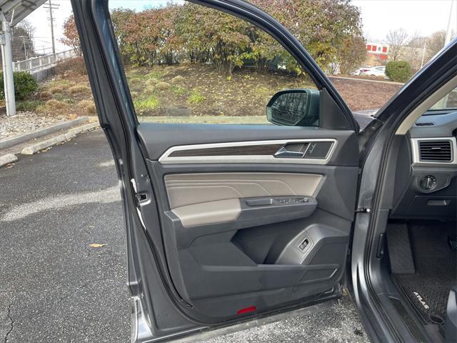 used 2021 Volkswagen Atlas car, priced at $24,595