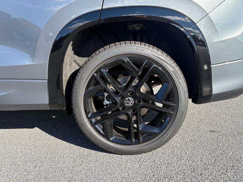 new 2026 Volkswagen Tiguan car, priced at $39,939