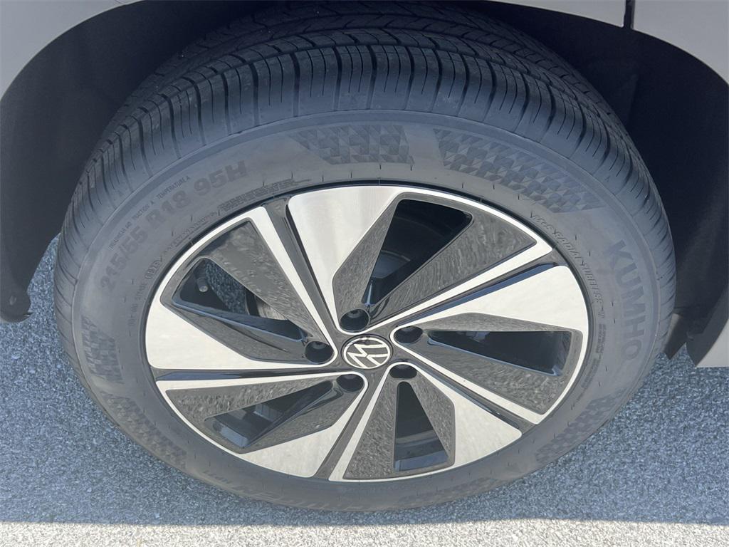 new 2025 Volkswagen Taos car, priced at $31,644