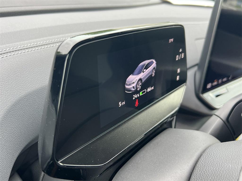 new 2025 Volkswagen ID.4 car, priced at $44,182