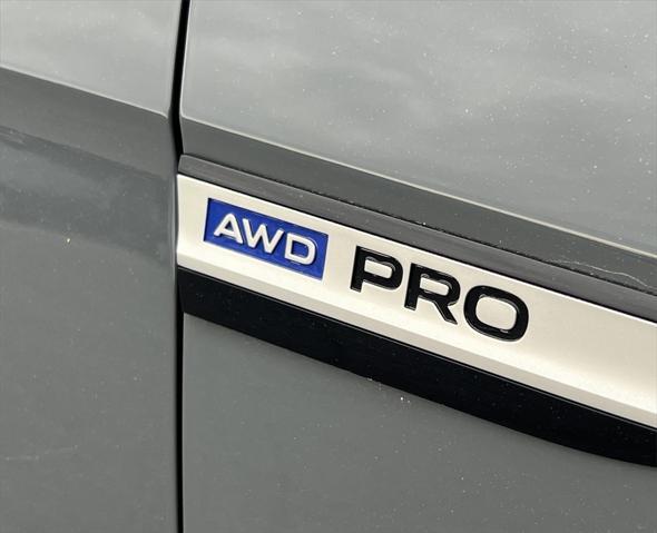 new 2025 Volkswagen ID.4 car, priced at $40,932
