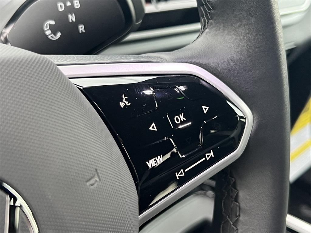 new 2025 Volkswagen ID.4 car, priced at $44,182