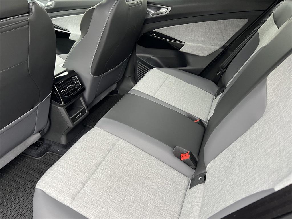 new 2025 Volkswagen ID.4 car, priced at $44,182