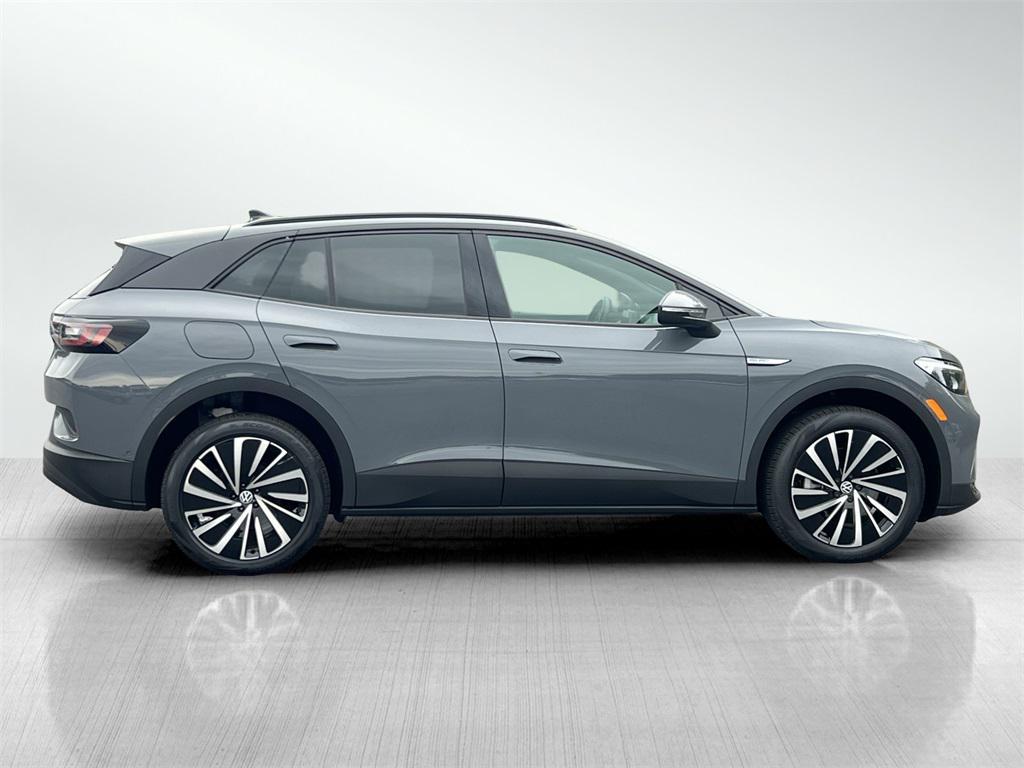 new 2025 Volkswagen ID.4 car, priced at $44,182