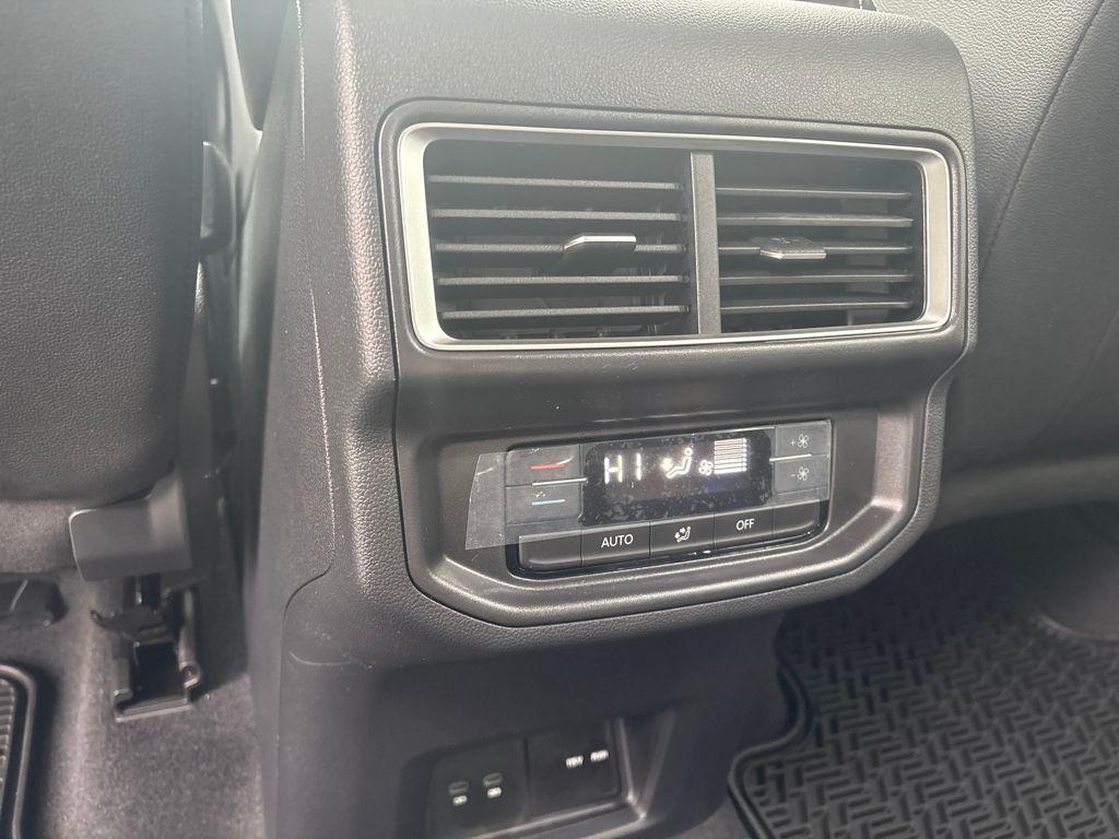 new 2026 Volkswagen Atlas car, priced at $44,953