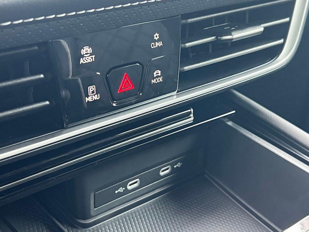 new 2025 Volkswagen Atlas car, priced at $46,913