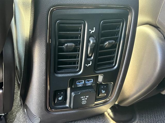 used 2016 Jeep Grand Cherokee car, priced at $22,495