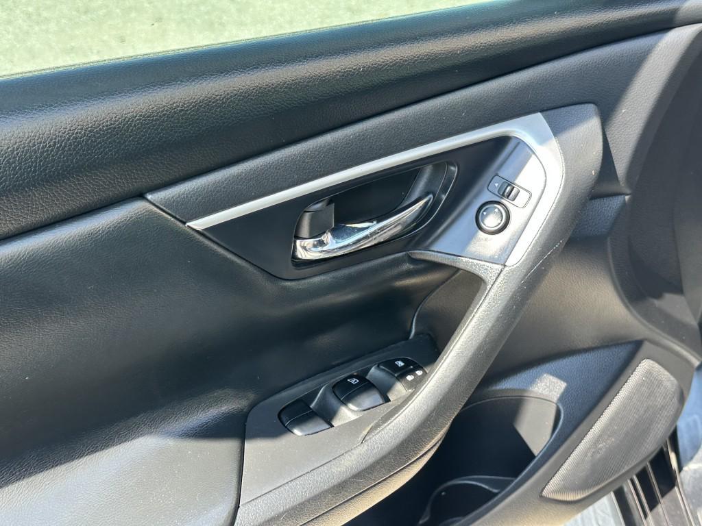 used 2016 Nissan Altima car, priced at $6,400