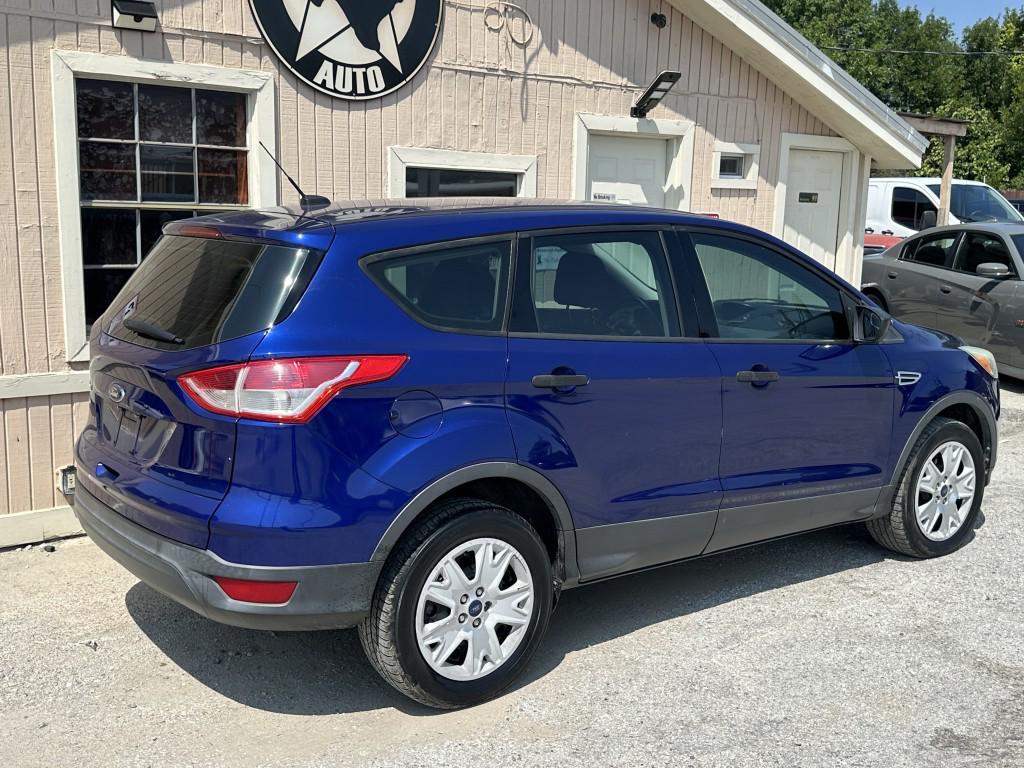 used 2013 Ford Escape car, priced at $5,900