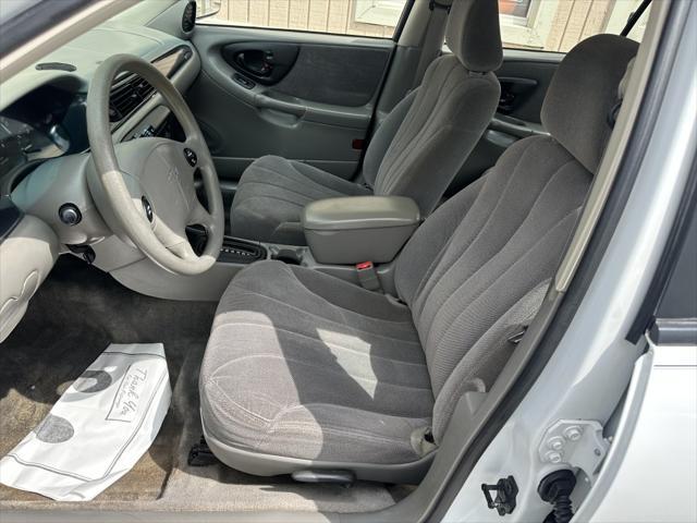 used 2001 Chevrolet Malibu car, priced at $4,400
