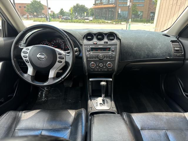 used 2008 Nissan Altima car, priced at $5,400