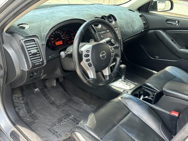 used 2008 Nissan Altima car, priced at $5,400