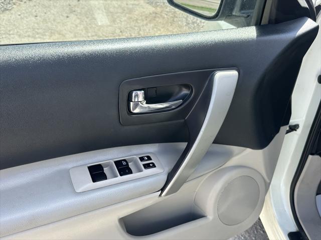 used 2010 Nissan Rogue car, priced at $5,400