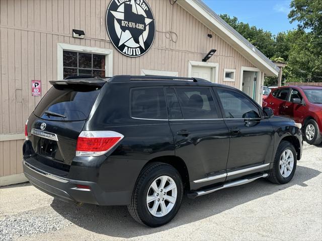 used 2012 Toyota Highlander car, priced at $10,900