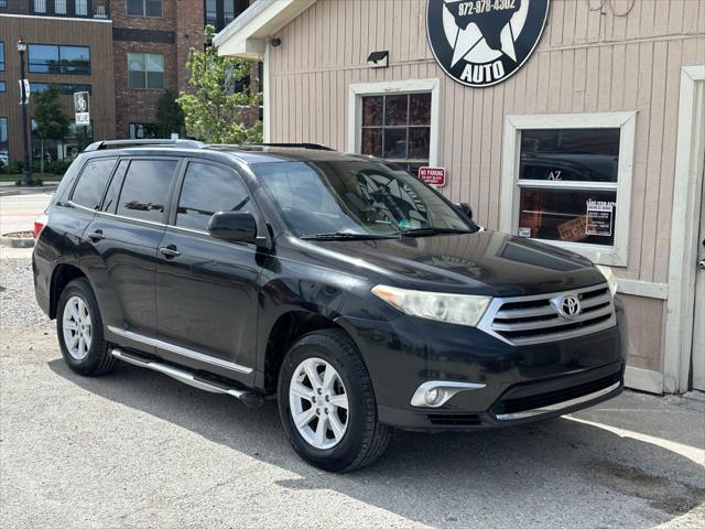 used 2012 Toyota Highlander car, priced at $10,900