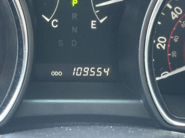 used 2012 Toyota Highlander car, priced at $10,900