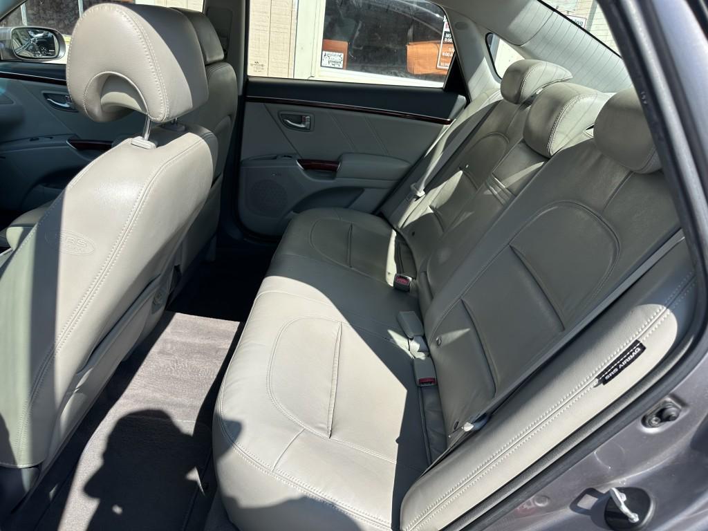 used 2008 Hyundai Azera car, priced at $4,900