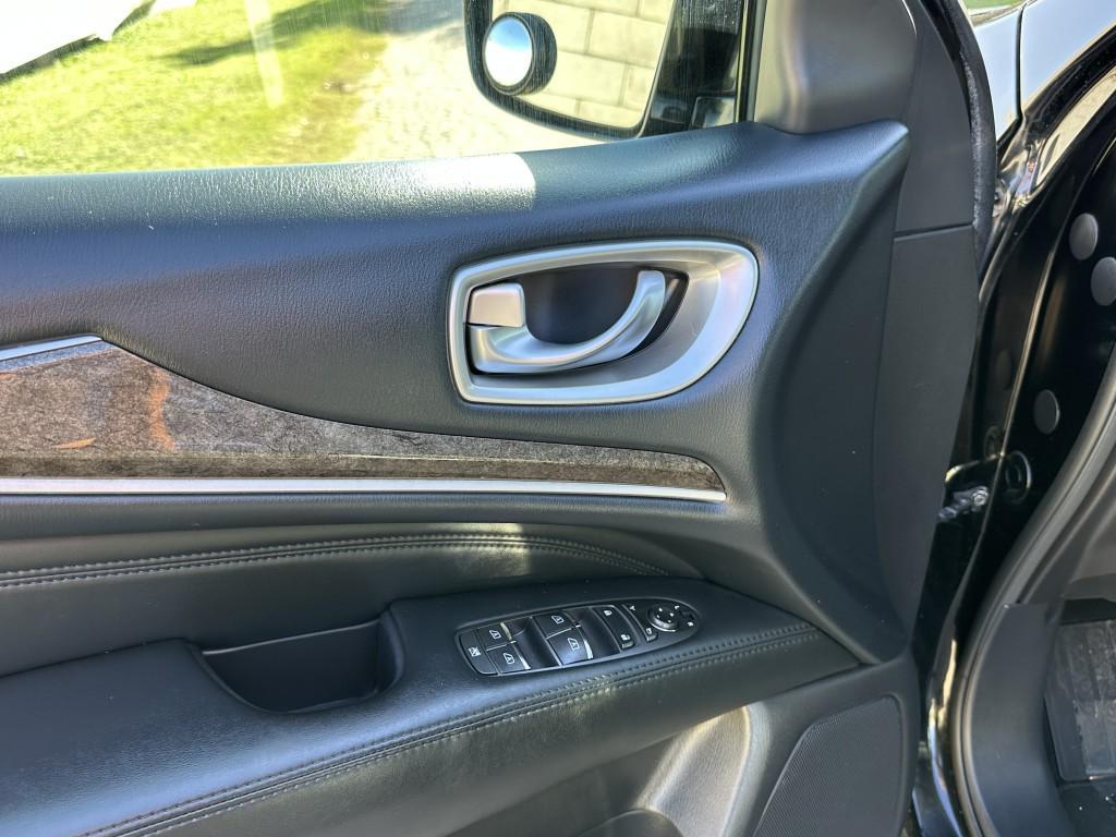 used 2013 INFINITI JX35 car, priced at $6,900