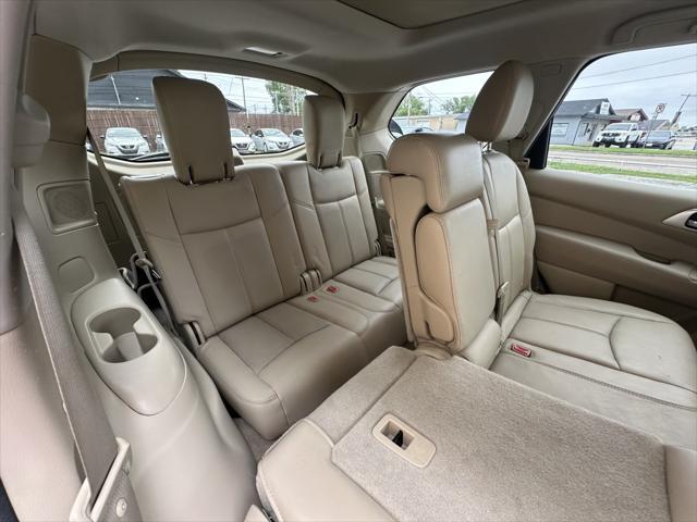 used 2014 Nissan Pathfinder car, priced at $7,900
