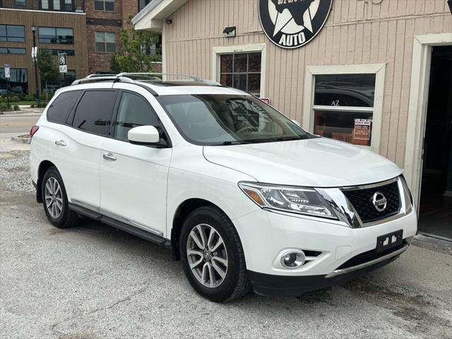 used 2014 Nissan Pathfinder car, priced at $7,900