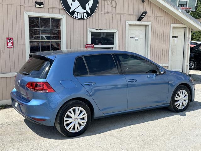 used 2015 Volkswagen e-Golf car, priced at $5,900