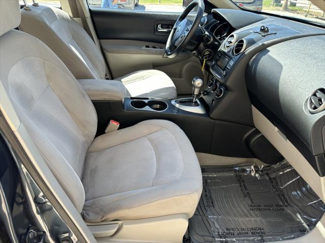 used 2014 Nissan Rogue Select car, priced at $5,900
