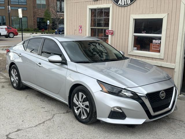 used 2022 Nissan Altima car, priced at $14,900