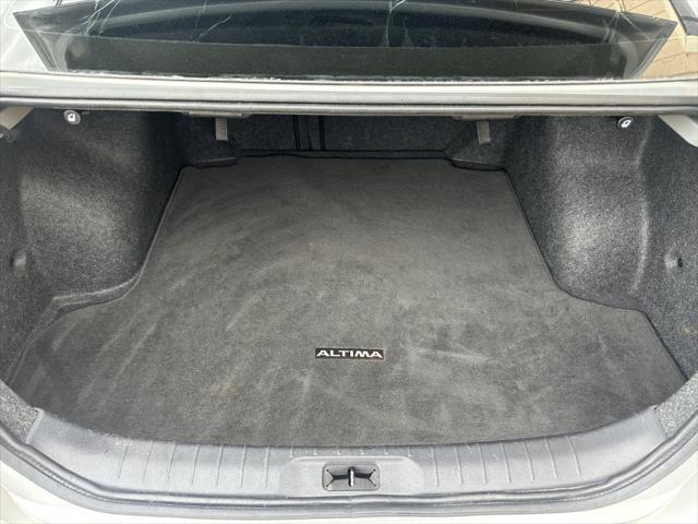 used 2022 Nissan Altima car, priced at $14,900