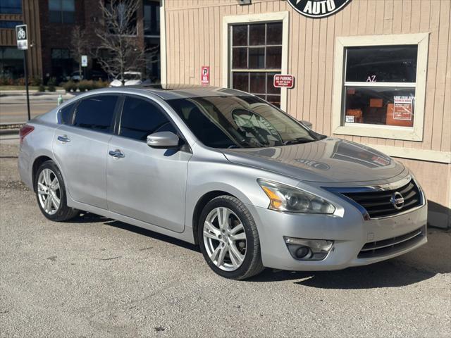 used 2013 Nissan Altima car, priced at $6,900