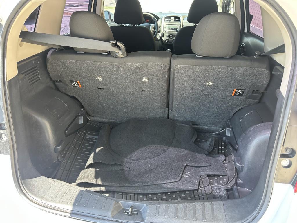 used 2015 Nissan Versa Note car, priced at $5,900