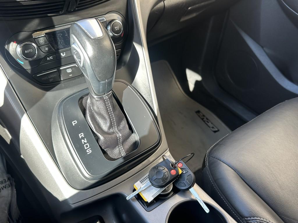used 2015 Ford Escape car, priced at $5,900