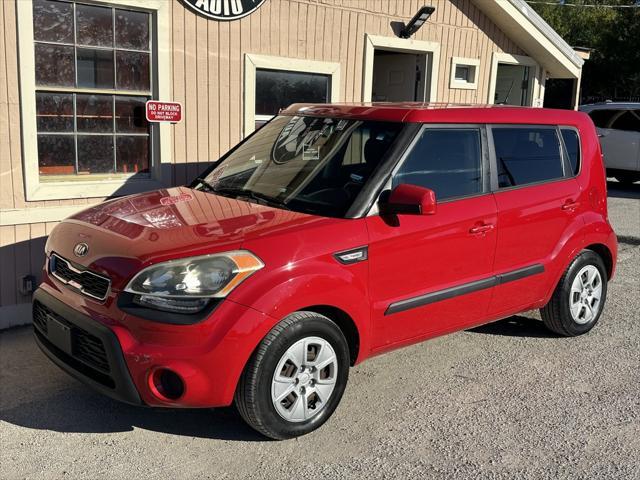 used 2013 Kia Soul car, priced at $4,900