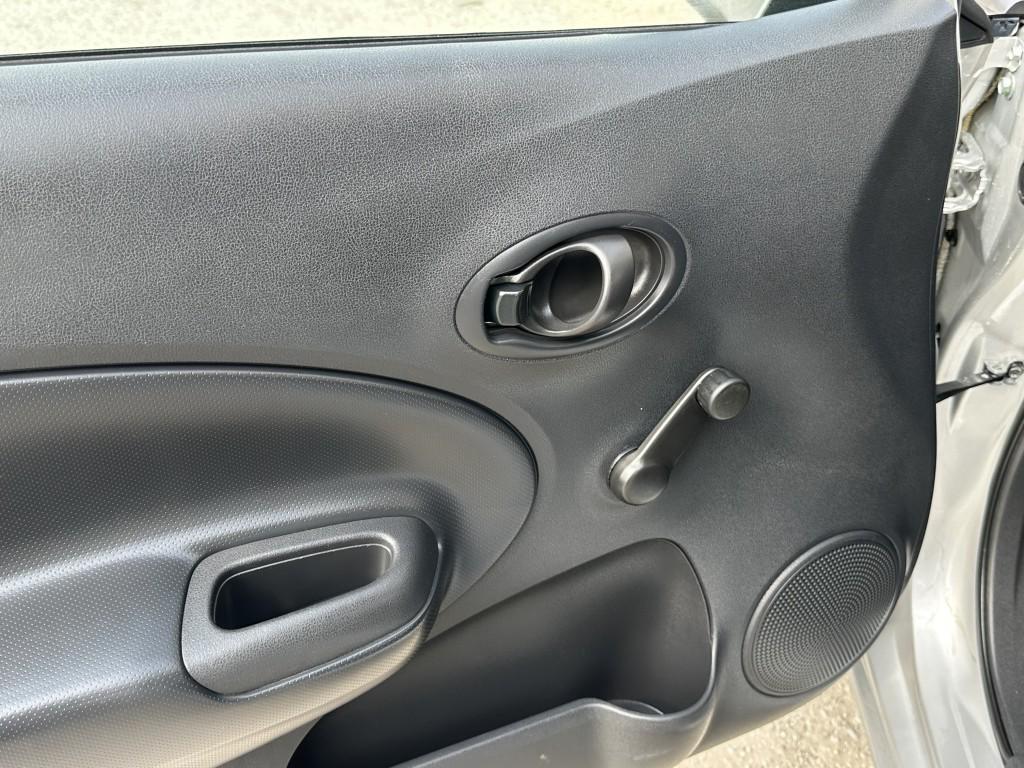 used 2014 Nissan Versa Note car, priced at $4,900