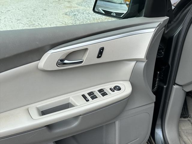 used 2011 Chevrolet Traverse car, priced at $7,900