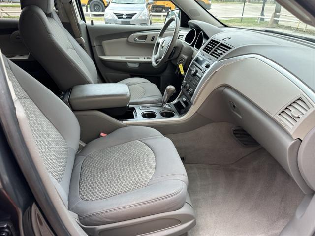 used 2011 Chevrolet Traverse car, priced at $7,900