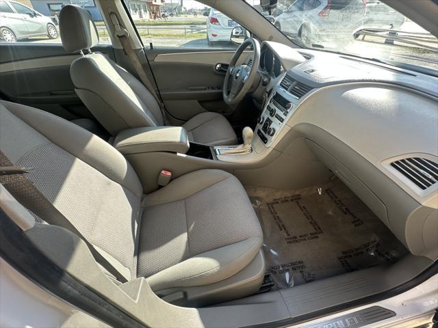 used 2009 Chevrolet Malibu car, priced at $4,900